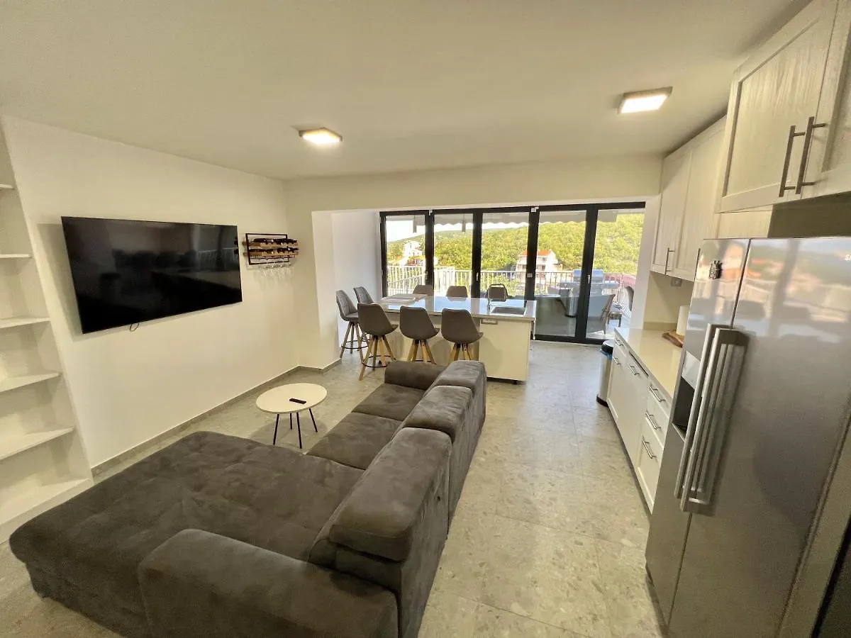 Apartment Initium Novum Jadranovo 0*,  Croatia