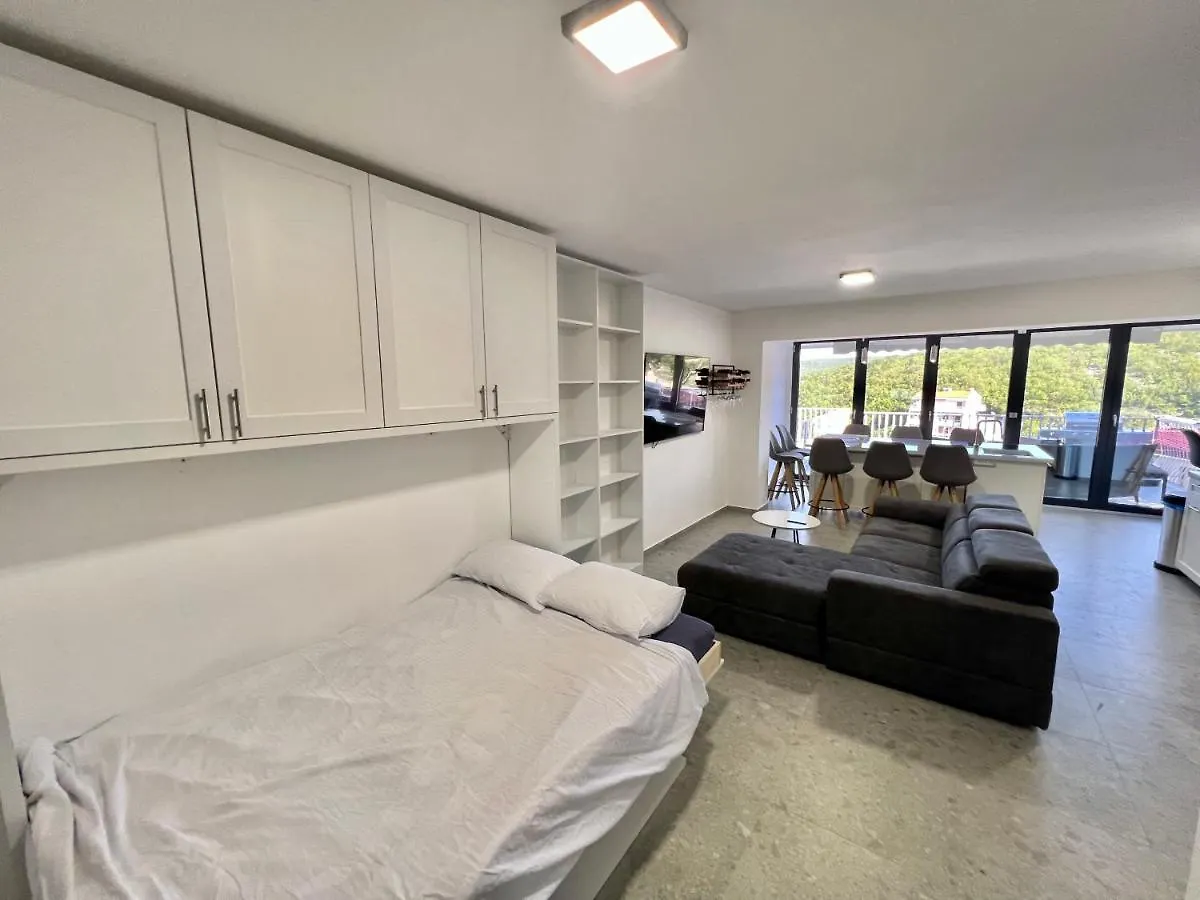 Apartment Initium Novum Jadranovo 0*,  Croatia