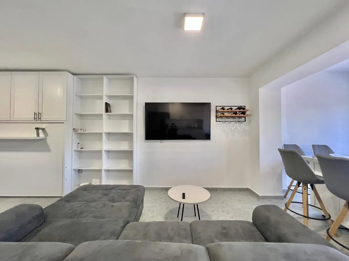 Apartment Initium Novum Jadranovo